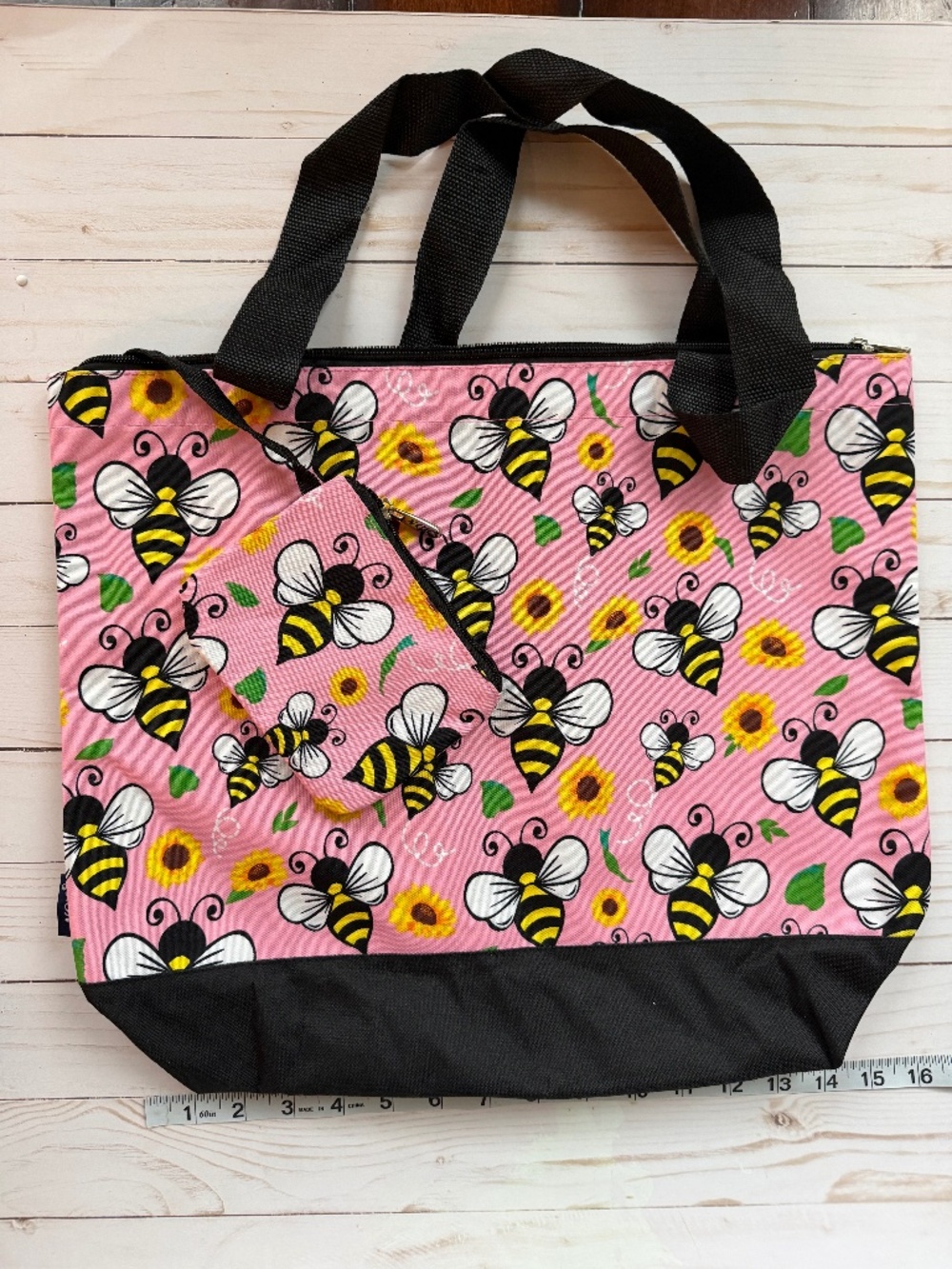 Tote Bag New No Tags Everyday Carryall Shoulder Bag Cute Bees